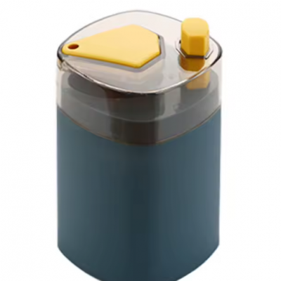 Portable Home Living Room Toothpick Holder Push-Type Automatic Ejection Simple Design with Plastic Material